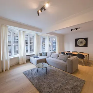 Apartment Amandine - Luxury 3 Bedrooms With Free Parking, Ostende
