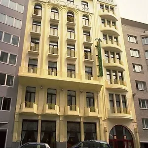 3* Hotel Royal Astor